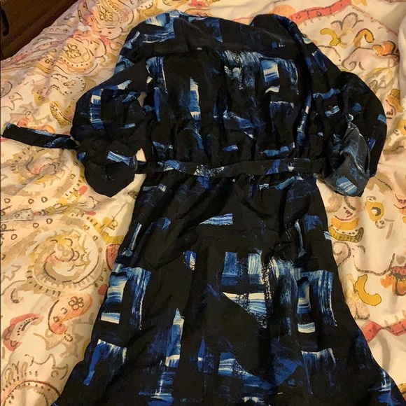 Dress - Picture 5 of 5